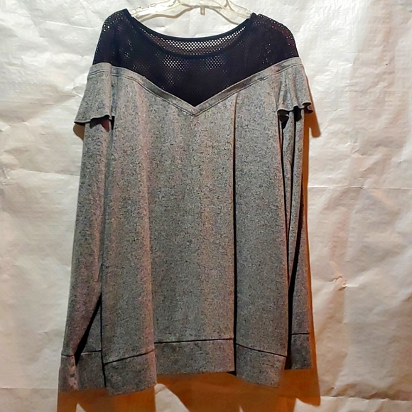 Top - Picture 1 of 3